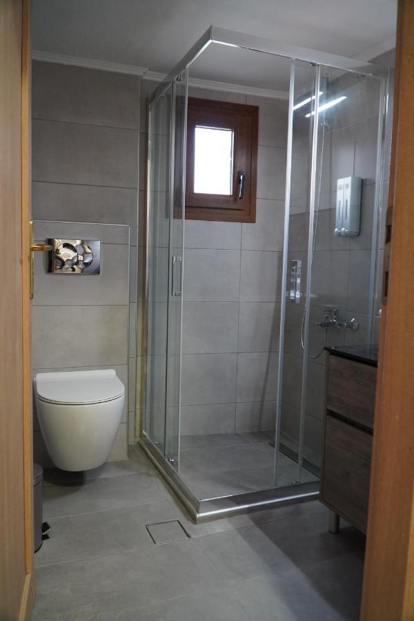 Modern Apartment In Οld Τown Thessaloníki Ngoại thất bức ảnh